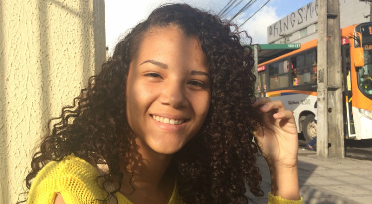 Daniela Santos, fera de ciências sociais, acha que leis mais severas ajudariam a combater a intolerância religiosa.