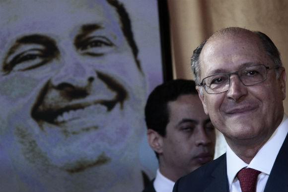 Geraldo Alckmin diz que não é dever da oposição apontar saída para a crise. Foto: Guga Matos/JC Imagem. 