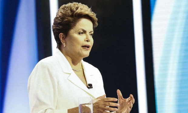Dilma reuniu ministros nessa terça-feira (28) no Palácio da Alvorada, para discutir as medidas econômicas que devem ser anunciadas pelo governo. / Foto: AFP