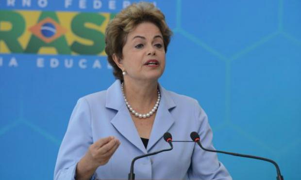 Dilma Rousseff disse que a melhora na situação hidrológica nos reservatórios brasileiros deverá resultar em uma redução entre 15% e 20% no valor adicional pago pela energia elétrica / Foto: Agência Brasil