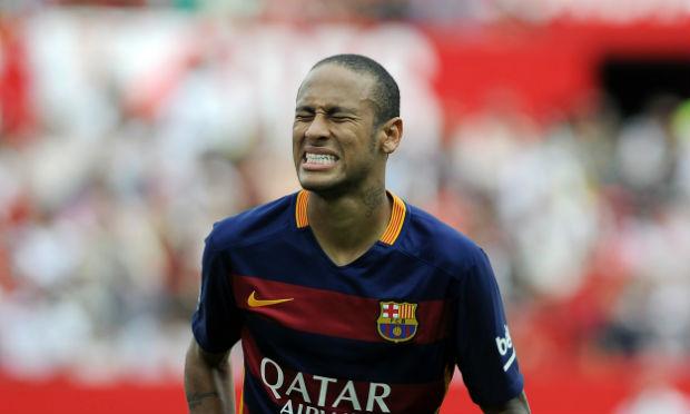 Expectativa é que atletas como Neymar assumam a responsabilidade de carregar a equipe / Foto: AFP