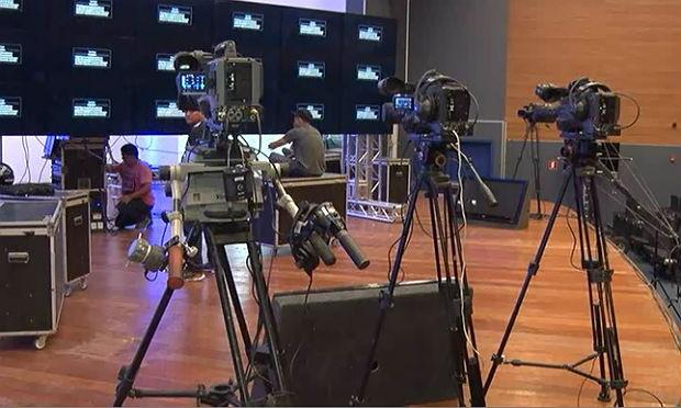 Emissora montou estrutura no Centro de Convenções de Caruaru para realização do debate / Foto: reprodução/TV Jornal