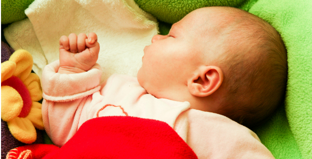 Rotina de sono deve ser criada pelos pais a partir dos primeiros meses de vida do bebê (Foto: Free Images)