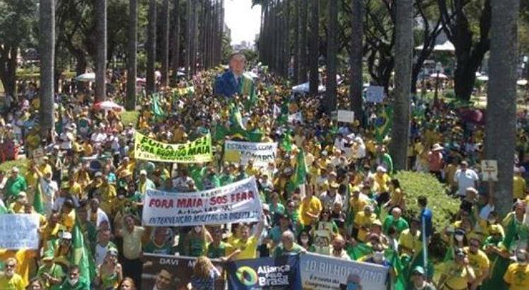 MPPE recomenda que atos a favor e contra Bolsonaro não sejam realizados no Recife: 'para evitar aglomerações'