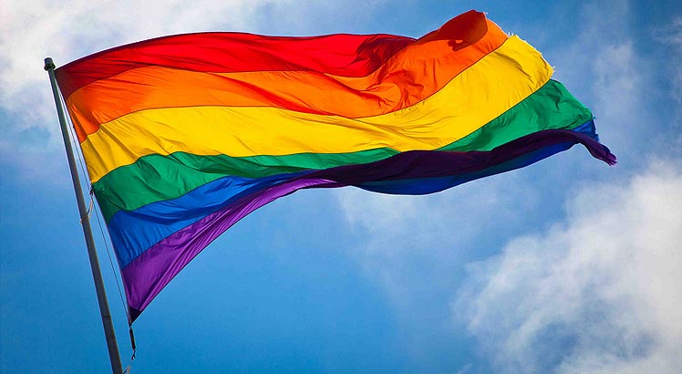 Número de travestis e transexuais inscritos no Enem 2015 quase triplica