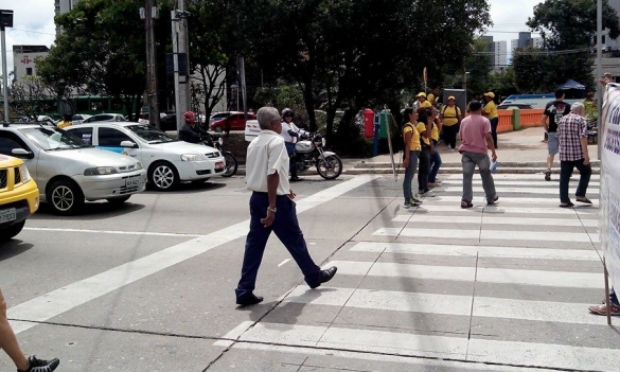 Este ano, o tema principal são os cuidados com pedestres / Foto:  Elvis de Lima/NE10