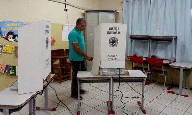 César Rodrigues de Lima é o primeiro eleitor do Brasil a votar, há 5 eleições / Foto: Edna Nunes/divulgação