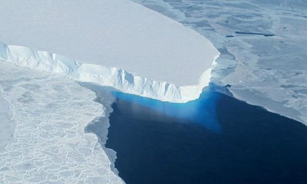 Águas em torno da geleira estavam cerca de 1,5ºC mais quente. / Foto: AFP