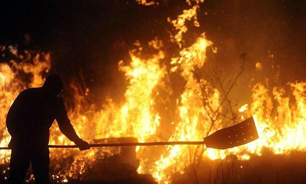 Em 2015 foram mais de 4.140 focos de queimadas enquanto em 2014 foram 2.634 para o mesmo período / Foto: AFP