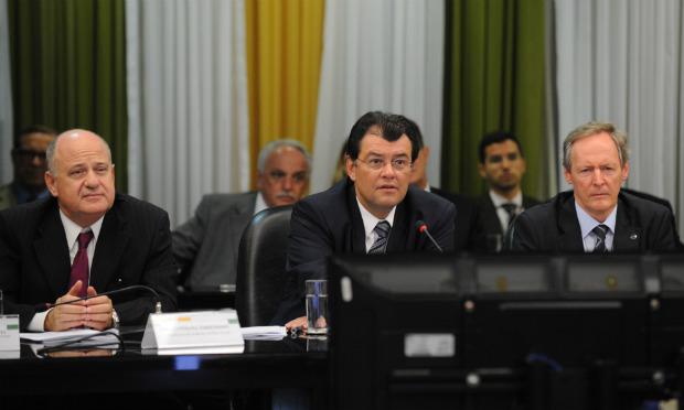 Ministro durante reunião do Comitê de Monitoramento do Setor Elétrico, nessa quarta / Foto: Elza Fiúza/ Agência BRasil