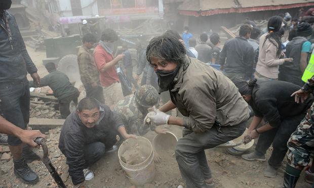 Terremoto neste sábado matou mais de mil pessoas no Nepal / Foto: AFP