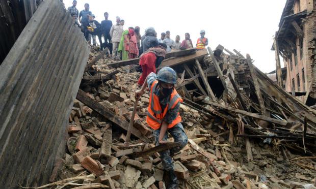 O Ministério das Relações Exteriores já recebeu informações sobre 96 brasileiros que estavam no Nepal durante o terremoto. / Foto: AFP