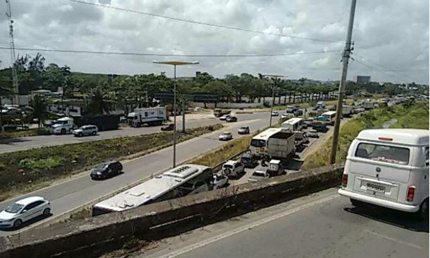 Intervenção acontece no trecho entre Jaboatão dos Guararapes e Abreu e Lima / Foto: Tiago Rodrigues/@comuniqapp