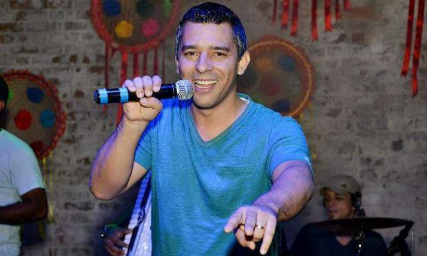 Rodrigo Raposo é a atração da Sala de Reboco, neste sábado (7) / Foto: reprodução Facebook