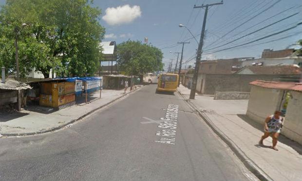 Avenida São Francisco só possa ser usada em direção à Avenida Engenho Muribara / Foto: Google Street View