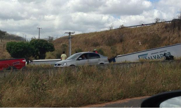 O acidente aconteceu na BR 232, sentido Caruaru-Recife / Foto: Felipe Menezes