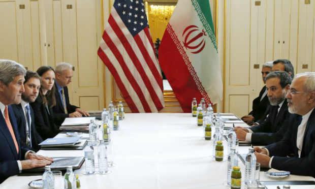 Os Estados Unidos decidiram suspender as sanções econômicas e financeiras ao Irã, após acordo nuclear / Foto: AFP