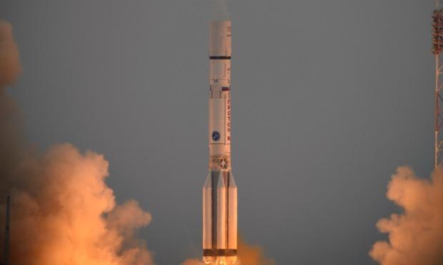 O foguete também transporta um módulo de testes de pouso, batizado de Schiaparelli, nome do astrônomo italiano do século XIX Giovanni Schiaparelli, famoso por ter observado os famosos canais de Marte / Foto: AFP