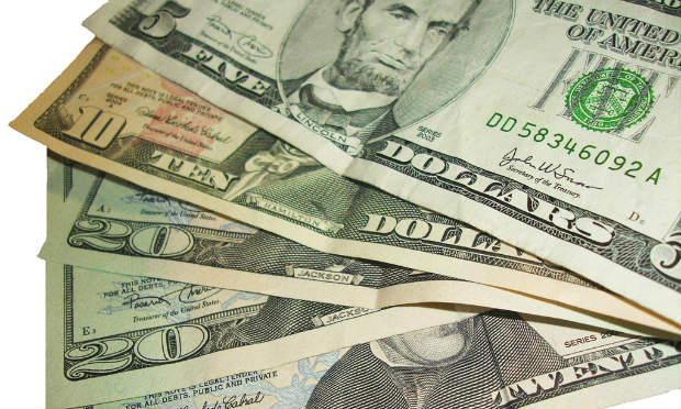 O dólar comercial está cotado a R$ 3,818, com alta de 1,49% / Foto: Imagens Públicas
