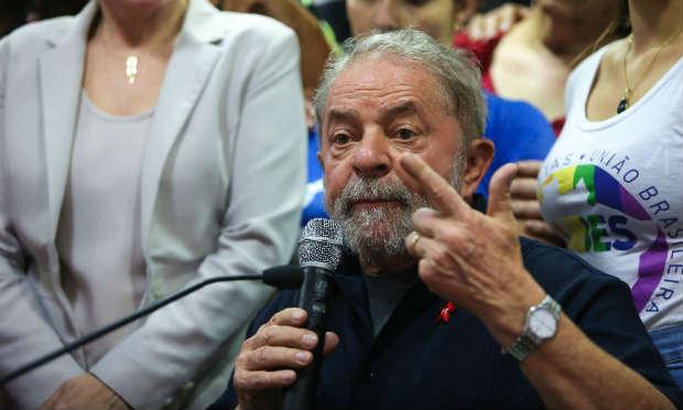 A Vivo suspendeu pelo menos seis terminais alvos da Aletheia, inclusive o número usado por Lula / Foto: Fotos Públicas