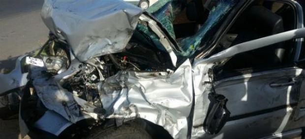 O acidente deixou o veículo destruído / Foto:Reprodução/TV Jornal