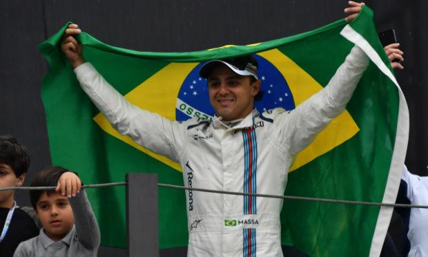Apesar de abandonar na 48.ª das 71 voltas previstas, Massa não se abalou com o fim precoce do seu GP / Foto: AFP