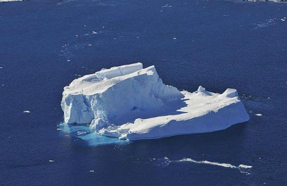 Localizado em uma ilha no Mar de Amundsen, no oeste da Antártida, o grande glaciar está se retraindo / Foto:  Reprodução
