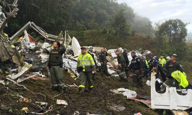 Imagens do avião que levava a Chapecoense foram divulgadas por TV colombiana / Foto: Reprodução/Twitter Telemedellín