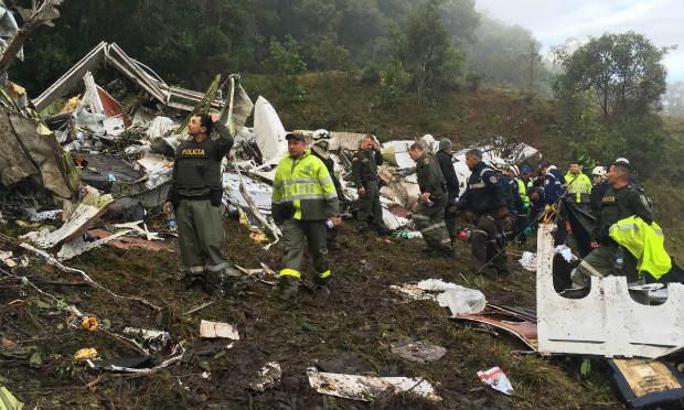 Imagens do avião que levava a Chapecoense foram divulgadas na manhã desta terça (29) / Foto: Reprodução/Twitter Telemedellín