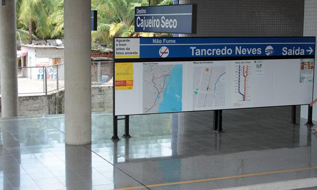 Roubos ocorreram quando o trem estava entre as estações Tancredo Neves e Aeroporto / Foto:Bernardo Soares/Acervo JC Imagem
