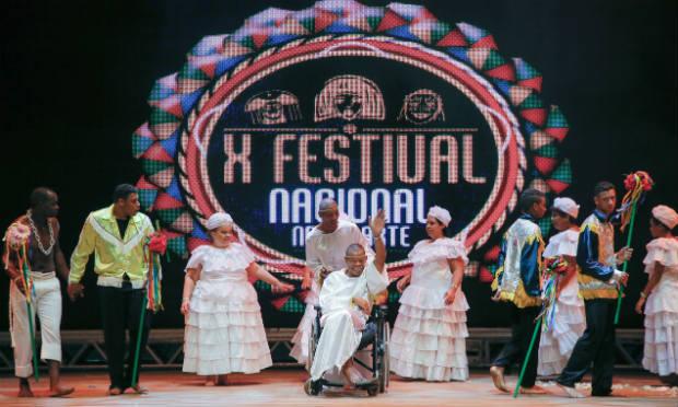 O festival apresentou os trabalhos desenvolvidos nas Apaes com o objetivo de incluir as pessoas com deficiência através das artes em todas as dimensões e expressões.  / Foto: Divulgação