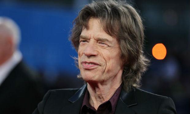 Mick Jagger já é bisavô, e as idades dos seus filhos variam entre um dia e 46 anos / Foto: AFP