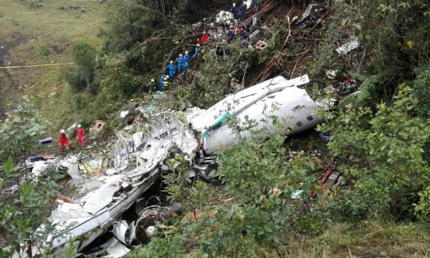 O governo da Bolívia responsabilizou na terça-feira a empresa LaMia e o piloto pelo acidente / Foto: Fuerza Aerea Colombiana