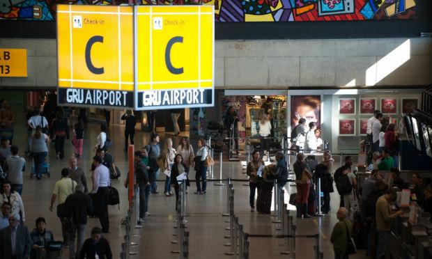 Aeroporto de Guarulhos, em São Paulo, foi dos que teve reajuste nas taxas, que valem a partir do dia 1º de janeiro / Foto: Agência Brasil