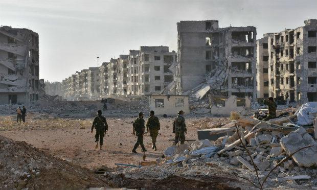 Inicialmente em lados opostos da guerra na Síria, Turquia e Rússia tentam entrar em acordo sobre cessar-fogo / Foto: AFP