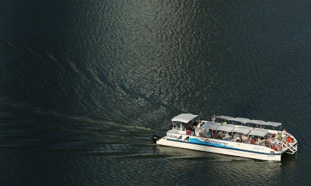 Além do tour na Ilha de Deus, Catamaran promoverá passeios pelo Recife no primeiro dia do ano / Foto: Heudes Régis/JC Imagem