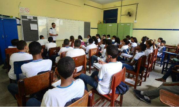 A Base Nacional Comum Curricular define o que deve ser aprendido a cada etapa da vida escolar. / Foto: Agência Brasil