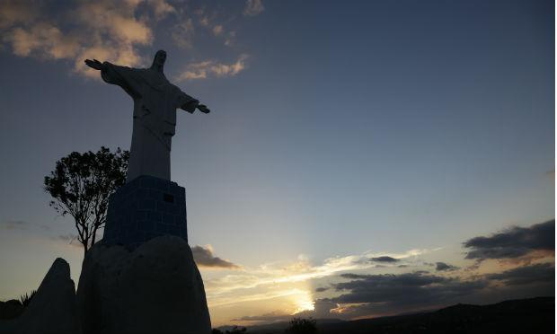 Estátua do Cristo Redentor, no Alto do Cruzeiro / Foto: Cortesia/Prefeitura de Gravatá