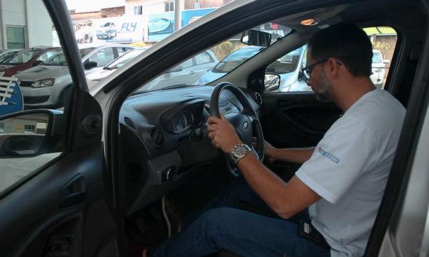 Especialista automotivo Marcelo Farias explica quais os cuidados essenciais com o carro devem ser tomados antes da viagem / Foto: Hesíodo Góes/JC360