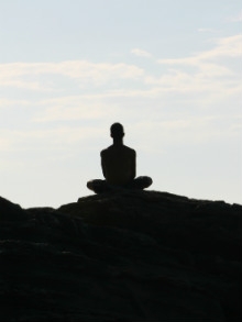 Escolha lugar calmo e silencioso para meditar
